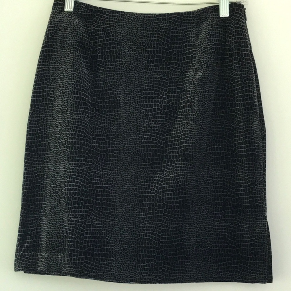 Vintage Saks Fifth Avenue Black Burnout Croc-Embossed Pencil Skirt M Deadstock